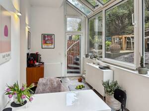 Einziehen und wohlfühlen. Komplett renoviert, 2-Zimmer Wohnung in Essen-Steele mit Wintergarten – 45276 Essen – Vorschaubild 4
