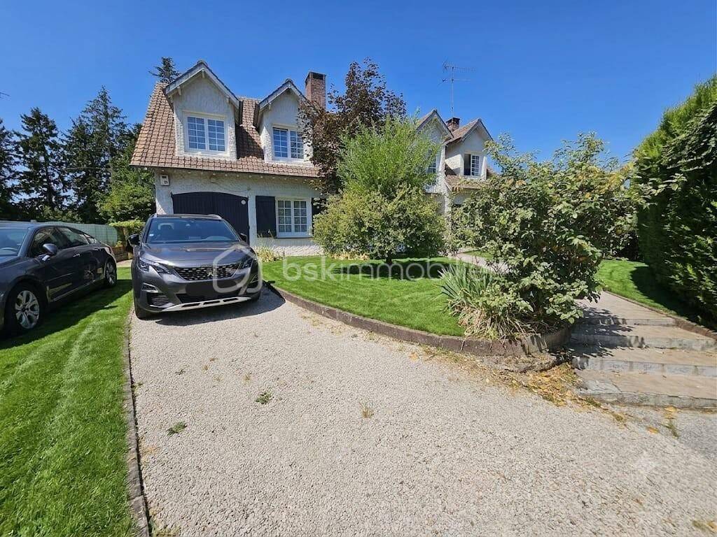 Maison 5 pièces 145 m² · à Courdimanche-sur-Essonne · 145 m² · 330 000 €