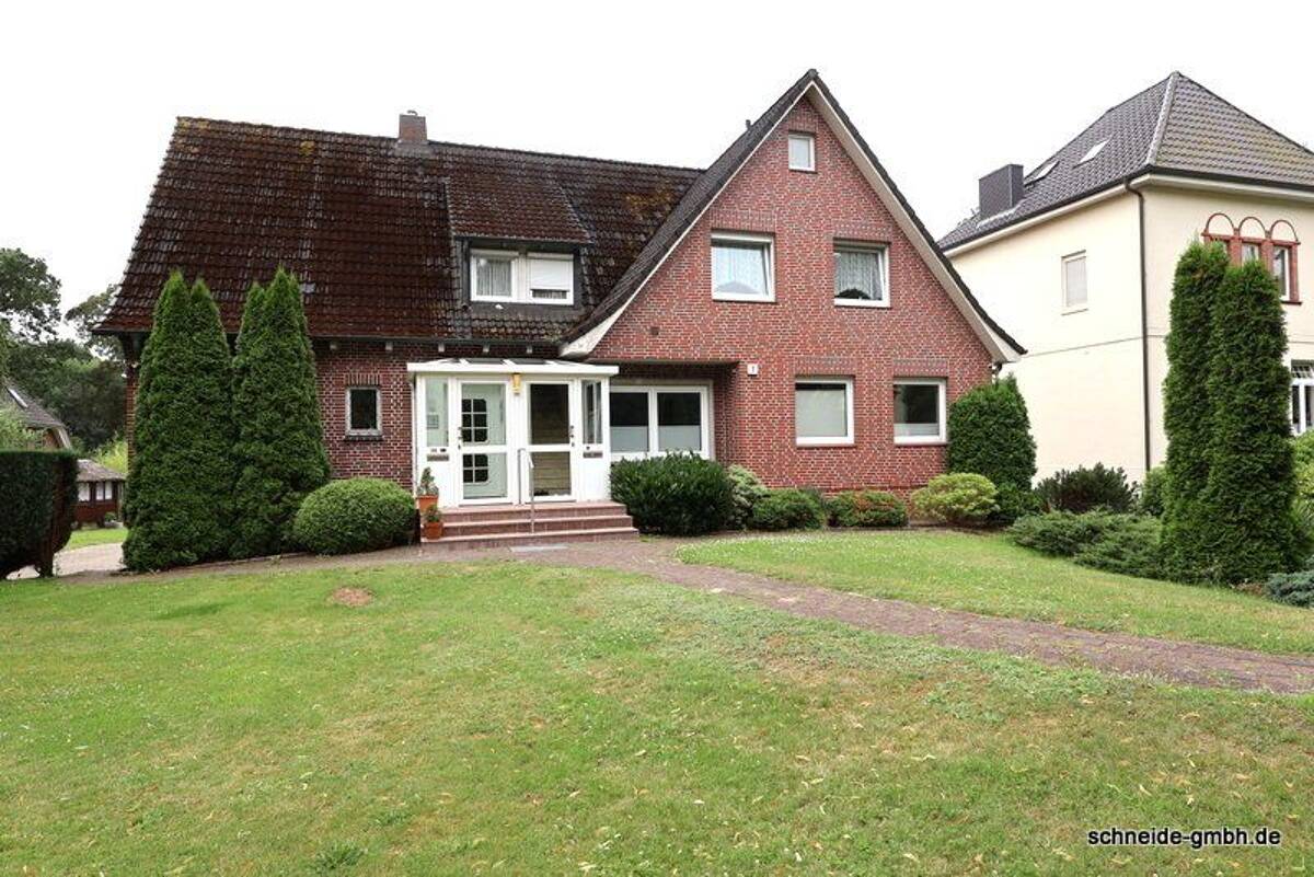 Großzügige Erdgeschosswohnung mit 2,5 Zimmern und sonnigem Balkon – 21465 Wentorf bei Hamburg – Bild 1 von 9