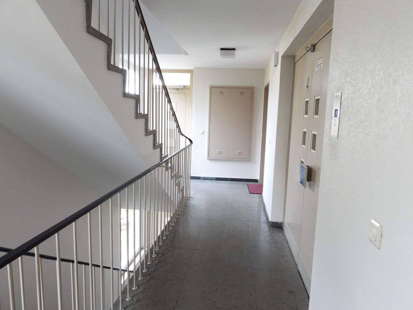 Machen Sie Ihren Traum von 4 eigenen Wänden wahr!!! Gemütliche 2 Zimmerwohnung mit Balkon – Nürnberg – Vorschaubild 2