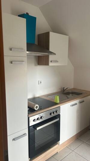 Zentrale 2 - Zimmer Wohnung mit Küche und Balkon – 33613 Bielefeld – Vorschaubild 8