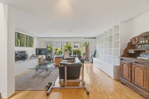 Modernisiertes Reihenmittelhaus mit privatem Garten, Balkon und Garage in begehrter Lage Vaihingens – 70569 Stuttgart – Vorschaubild 5