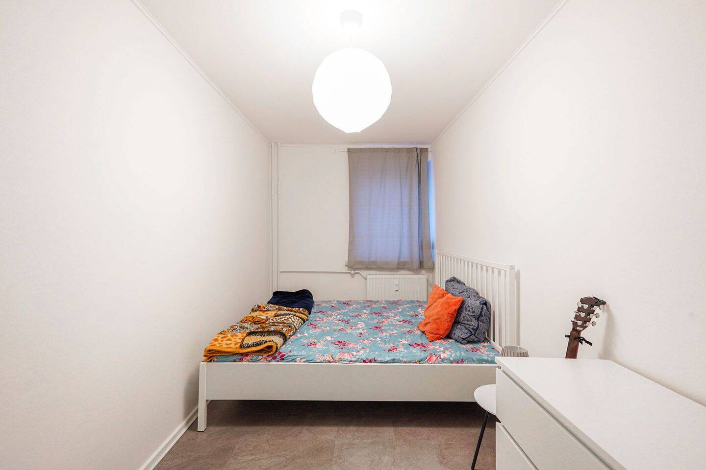 Modernisiert & lichtdurchflutet - Komfortable 2-Zimmer-Wohnung mit Balkon und Lift – Berlin – Vorschaubild 2