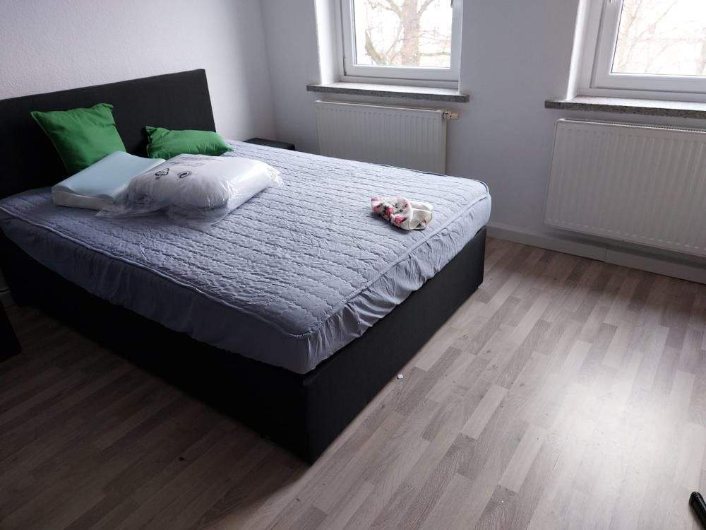 Helle möbilierte 2 Raum-Wohnung im Zentrum – Chemnitz – Vorschaubild 6