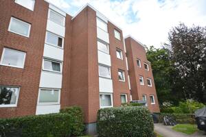 Vermietete 3 Zimmer Eigentumswohnung mit Balkon und Pkw-Stellplatz – 23558 Lübeck – Vorschaubild 3
