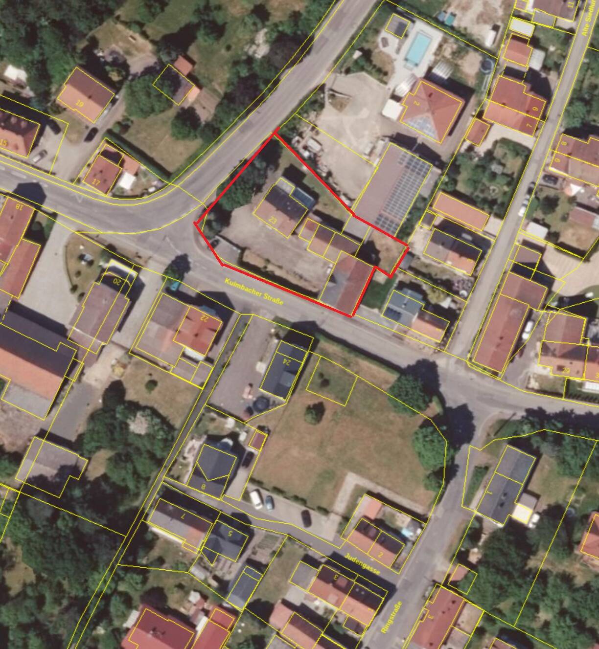 Zweifamilienhaus mit Scheunen und Garage auch als Kapitalanlage geeignet – Küps – Bild 1 von 7