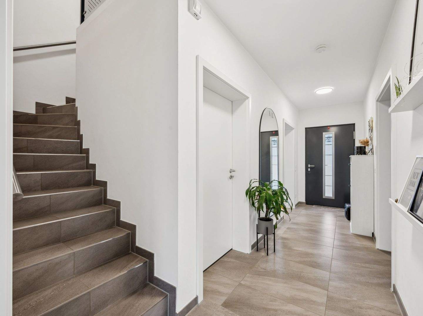 Linnich - Altersgerechtes Energieeffizientes Traumhaus in top Lage von Körrenzig – Linnich – Bild 1 von 9