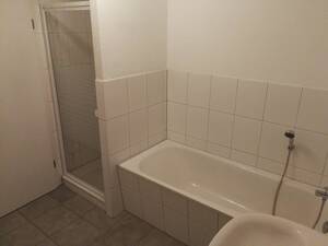 Wohnen mit Hausgefühl - Lichtdurchflutete 3-Zimmer-Maisonette mit Terrasse in ruhiger Lage von Langenhorn! – 22417 Hamburg – Vorschaubild 6