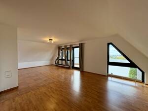 "Panoramablick" - Freigestellte 4-Zimmer-Maisonette-ETW in zentraler Lage von Wiesbaden
