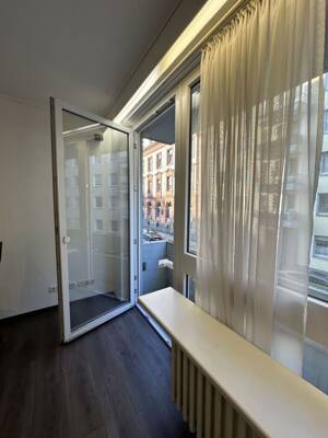 Schöne 1-Zimmer-Wohnung mit 2 Balkonen und Stellplatz in Friedrichstadt – 40215 Düsseldorf – Vorschaubild 5