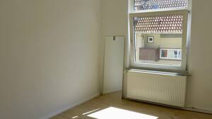 Sanierte 2-Zimmer-Wohnung mit Balkon in Bremerhaven – 27576 Bremerhaven – Vorschaubild 7