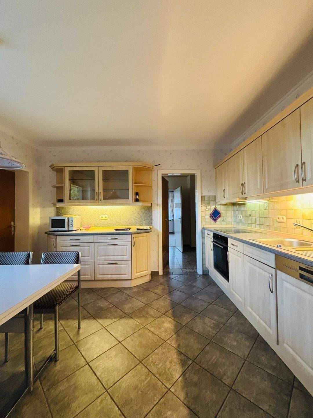Viel Platz zum Wohlfühlen – Gepflegtes Einfamilienhaus mit Garten, Terrasse, Balkon und Garage – Scheeßel – Bild 1 von 9