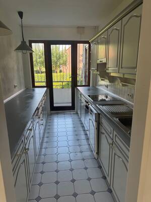 Großzügige 3-Zimmer-Erdgeschosswohnung mit Garten, überdachter Südterrasse und Balkon in Bremen-Horn – 28359 Bremen – Vorschaubild 4