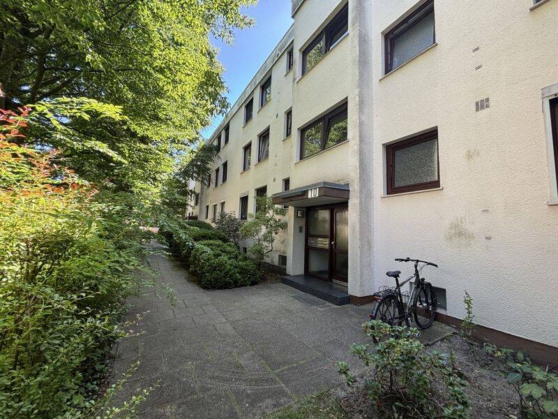 Frisch renovierte Eigentumswohnung mit Garage - Faktor 19