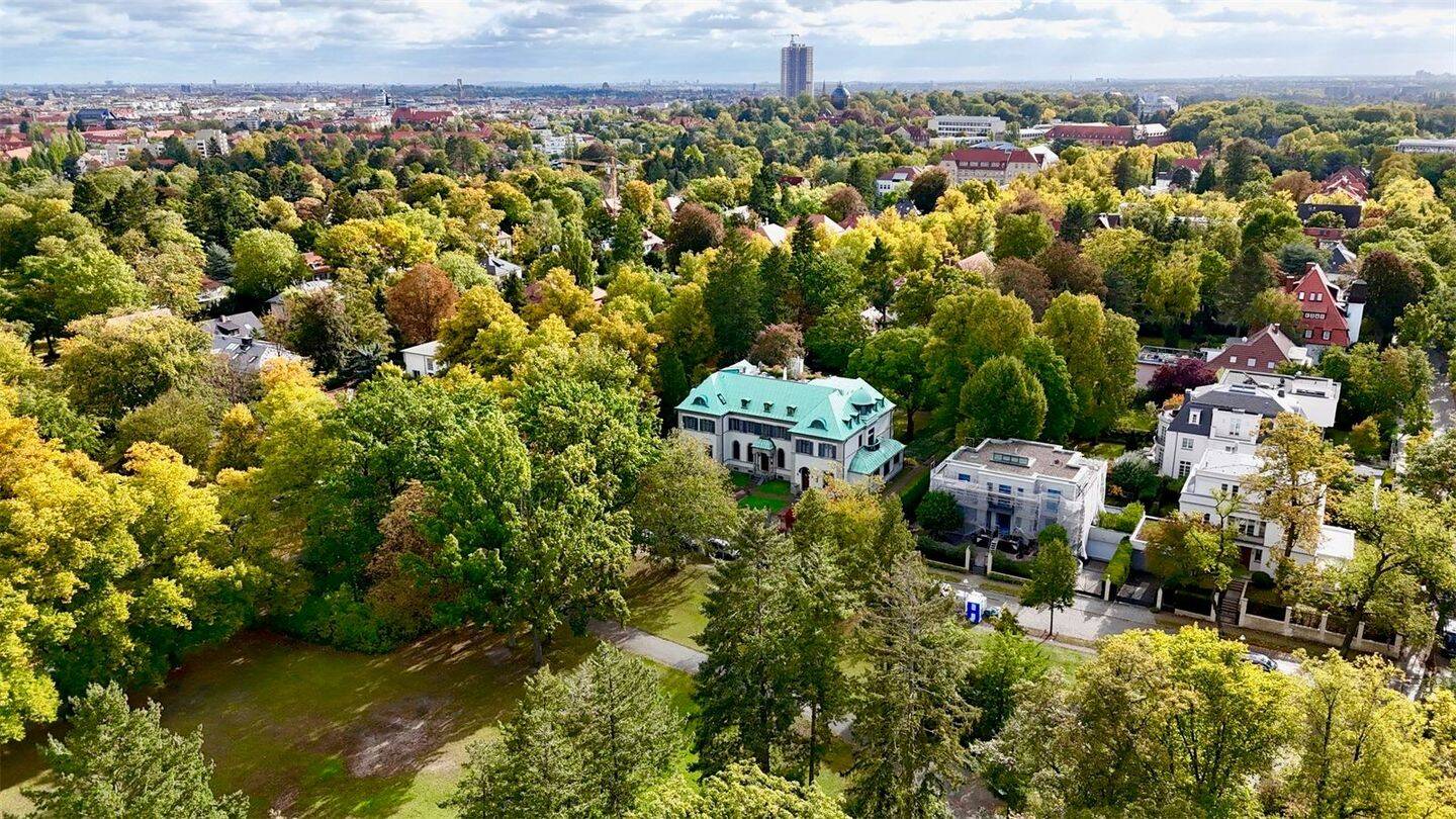 6.280,- pro QM- EINZIGARTIGE DACH-MAISONETTE MIT WEITBLICK über Berlin - Villenlage Dahlem – Berlin – Vorschaubild 3