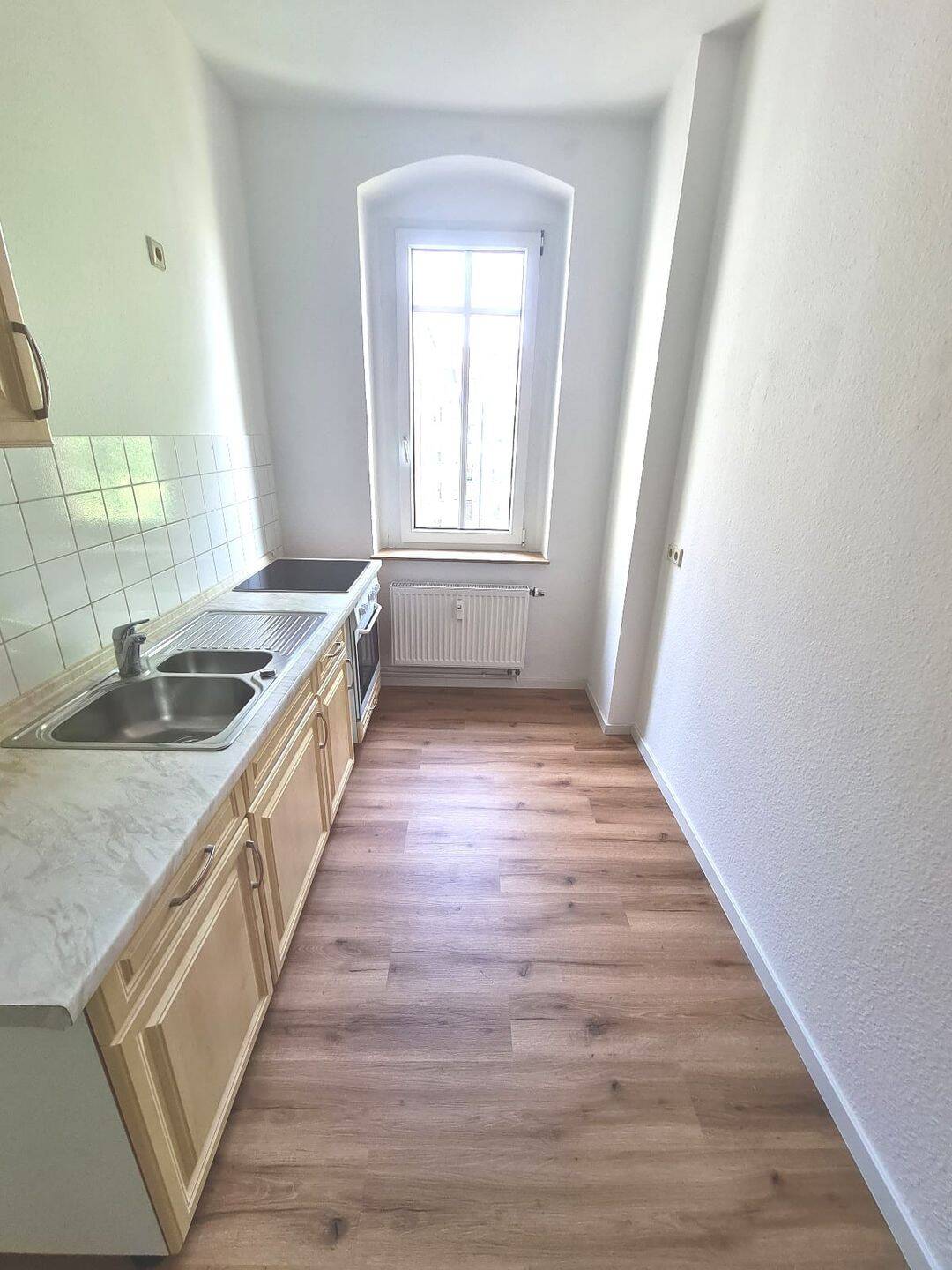 freundlich geschnittene 1 Raum Wohnung inkl. Küche zum Wohlfühlen – Chemnitz – Vorschaubild 6
