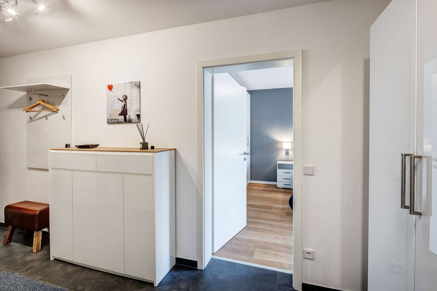 Au: Exklusive, möblierte Wohnung mit großzügigem Balkon - bald frei – München – Vorschaubild 8