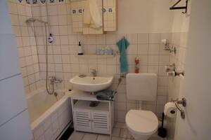 Tolle Lage: 2-ZW mit schönem Balkon – 61352 Bad Homburg vor der Höhe – Vorschaubild 5