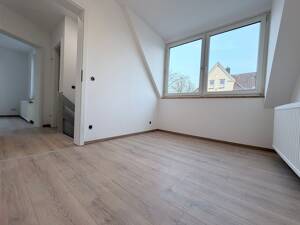 Renoviertes Einfamilienhaus mit Terrasse in Lübeck-Schlutup – 23568 Lübeck – Vorschaubild 4