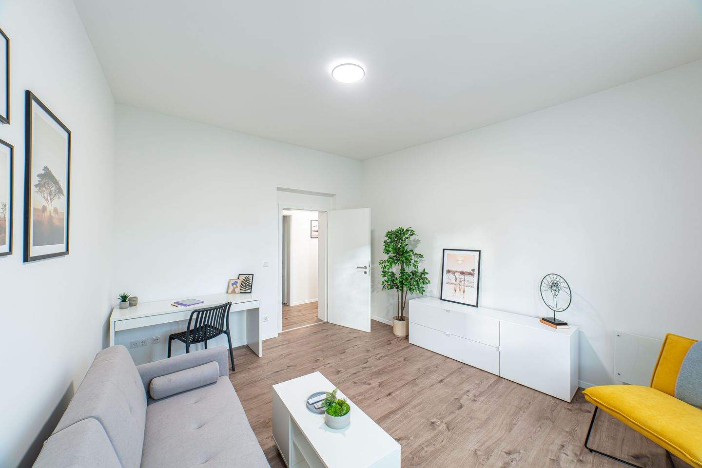Moderne, sanierte und möblierte 2-Zimmer-Wohnung in Nürnberg – Nürnberg – Vorschaubild 3
