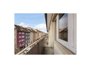 Moderne 2,5-Zimmer-Wohnung mit EBK und 2 BALKONEN in der Kölner Südstadt – 50677 Köln – Vorschaubild 2