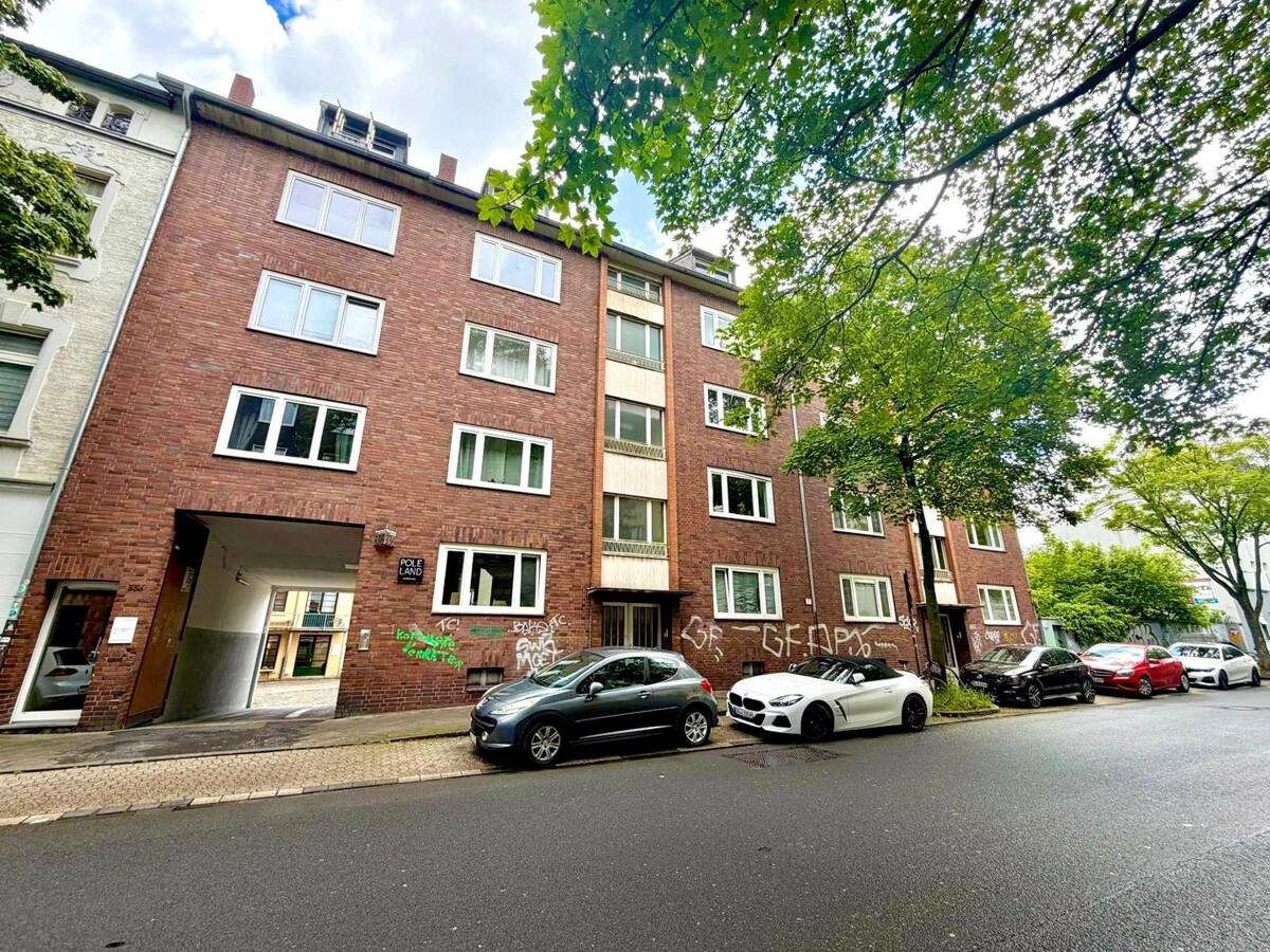 Lichtdurchflutetes Wohnen… …über den Dächern von Oberbilk – 40227 Düsseldorf – Bild 1 von 7