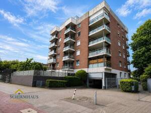 Zeitgemäßer Wohnkomfort mit Kamin und Tiefgaragenstellplatz in Hamburg-Jenfeld! – 22045 Hamburg – Vorschaubild 2