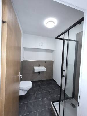 ATLAS IMMOBILIEN: Schöne 3 Raum Wohnung * Garten und Einbauküche* – Oststraße 5, 99086 Erfurt – Vorschaubild 2