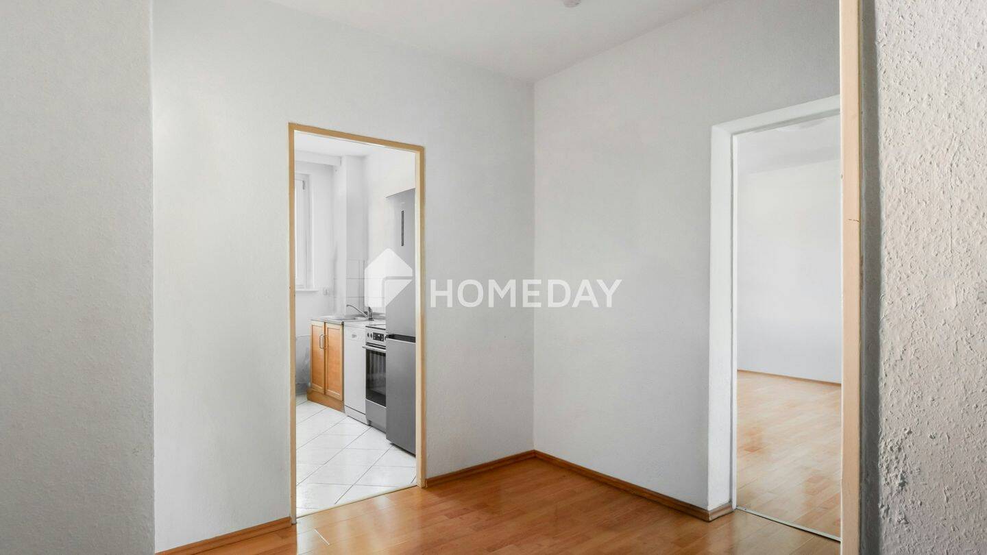 Bezugsfreie, lichtdurchflutete 2-Zimmer-Wohnung mit Balkon und Aufzug – Berlin – Vorschaubild 6