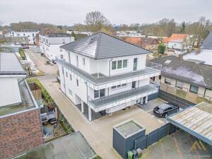 Verkauf: Anlageobjekt mit 3 Wohneinheiten in Oldenburg !