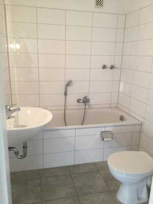 Gemütliche 2-Zimmerwohnung in grüner Umgebung mit Balkon – 33609 Bielefeld – Vorschaubild 2