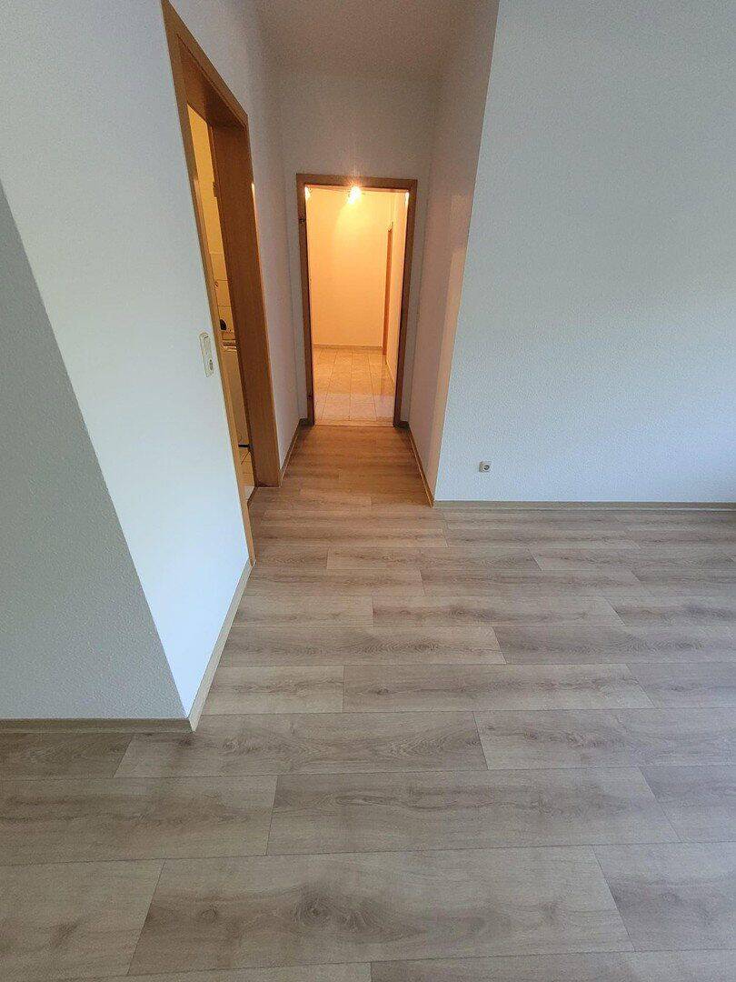helle 3 Zimmerwohnung mit großem Balkon Verkauf oder Vermietung – Chemnitz – Vorschaubild 7