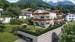 *alpenliving* Großzügige 3-Zimmer-Gartenwohnung – 83471 Berchtesgaden – Vorschaubild 1