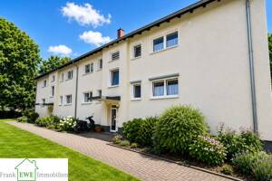 Objekt-Nr. 467, 40599 Düsseldorf Hassels 2-Zimmer-Wohnung mit Loggia Vollständig modernisiert ! – 40599 Düsseldorf – Vorschaubild 2