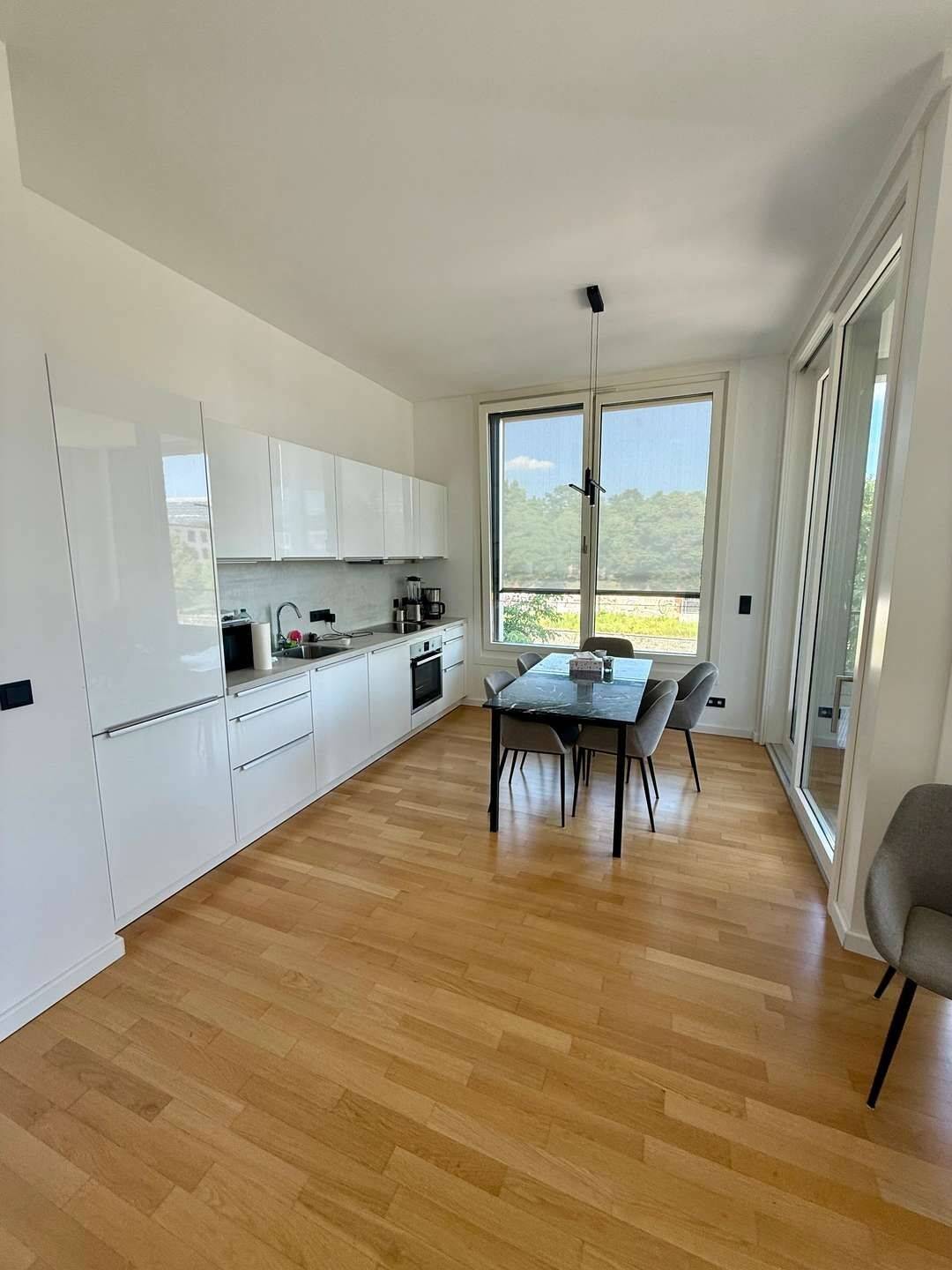 Wasser vor der Tür. Berlin zu Ihren Füßen. Exklusive 3-Zimmer-Wohnung in der Europacity – Berlin – Vorschaubild 7