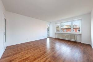 Ruhig gelegene Drei-Zimmer-Wohnung mit Balkon – 22337 Hamburg – Vorschaubild 2