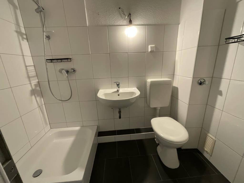 500EUR Gutschein sichern! Spitzen Lage - zwei Zimmer Wohnung in Duisburg – Duisburg – Vorschaubild 6