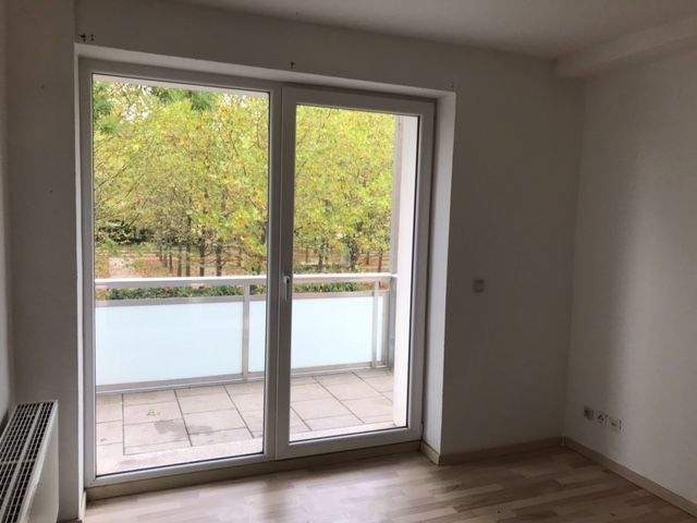 WG geeignet, optimal für 2 Personen! 3 -Zimmer im Dachgeschoss in Buckau mit Dusche, Balkon & Blick auf den Park! ! – Magdeburg – Vorschaubild 8