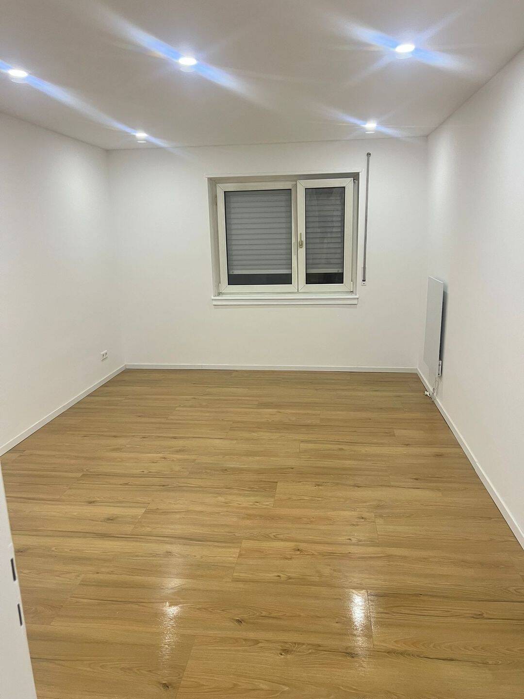 Kernsanierte 2-Zimmer-Wohnung mit Wohnküche & Balkon