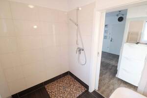 Moderne, gepflegte Wohnanlage mit fünf Wohneinheiten, Kellerräumen sowie Pkw-Stellplätzen – 49632 Essen (Oldenburg) – Vorschaubild 8