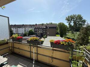 Großzügiges Wohnen: 3,5-4-Zimmer-ETW im 2. OG mit Südbalkon, EBK & Garage – Innenstadt Ost / Körne. – 44143 Dortmund – Vorschaubild 3