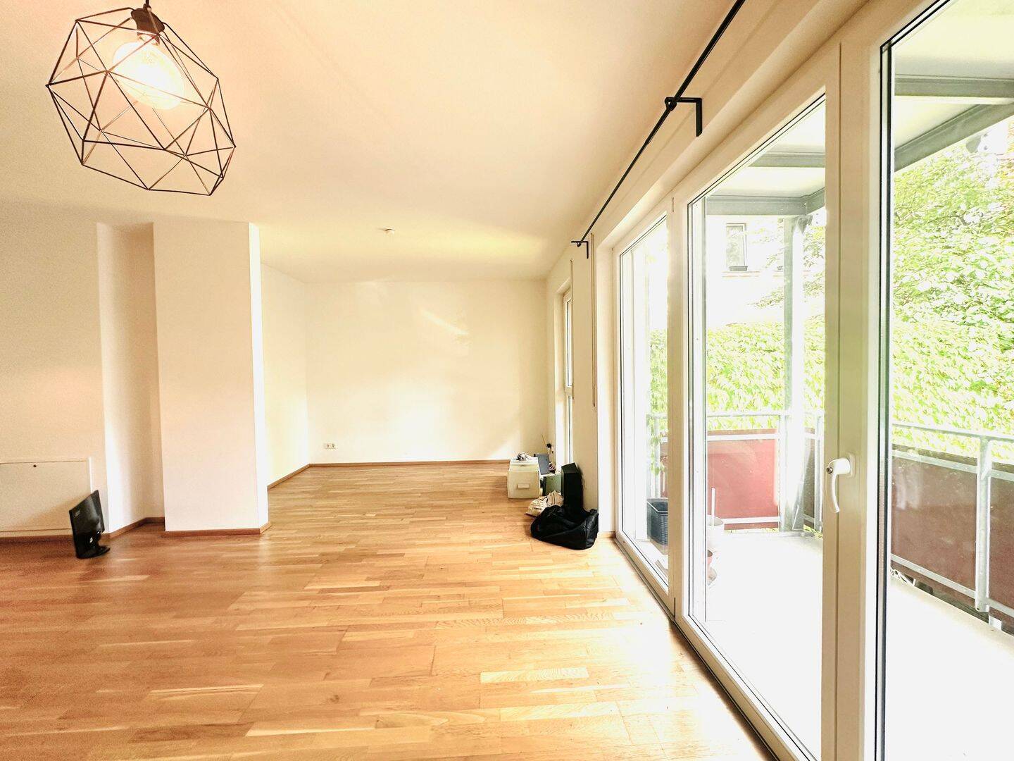 hochwertige 1-Zimmer-Wohnung im Herzen Nürnbergs – Nürnberg – Vorschaubild 2