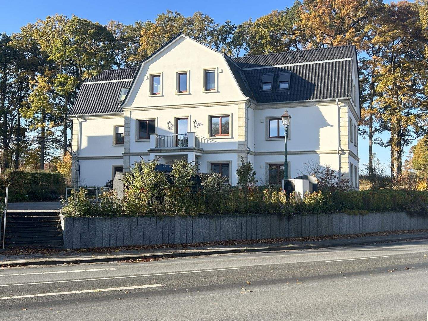 Exklusives Wohnen im Sandsteintrio in Hittfeld Erstbezug - Erdgeschosswohnung mit Terrasse