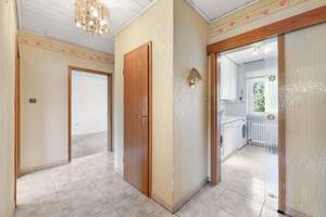 Solide 3-ZKB-Wohnung in einem modernisiertem Mehrfamilienhaus in Bremen-Woltmershausen – 28197 Bremen – Vorschaubild 9