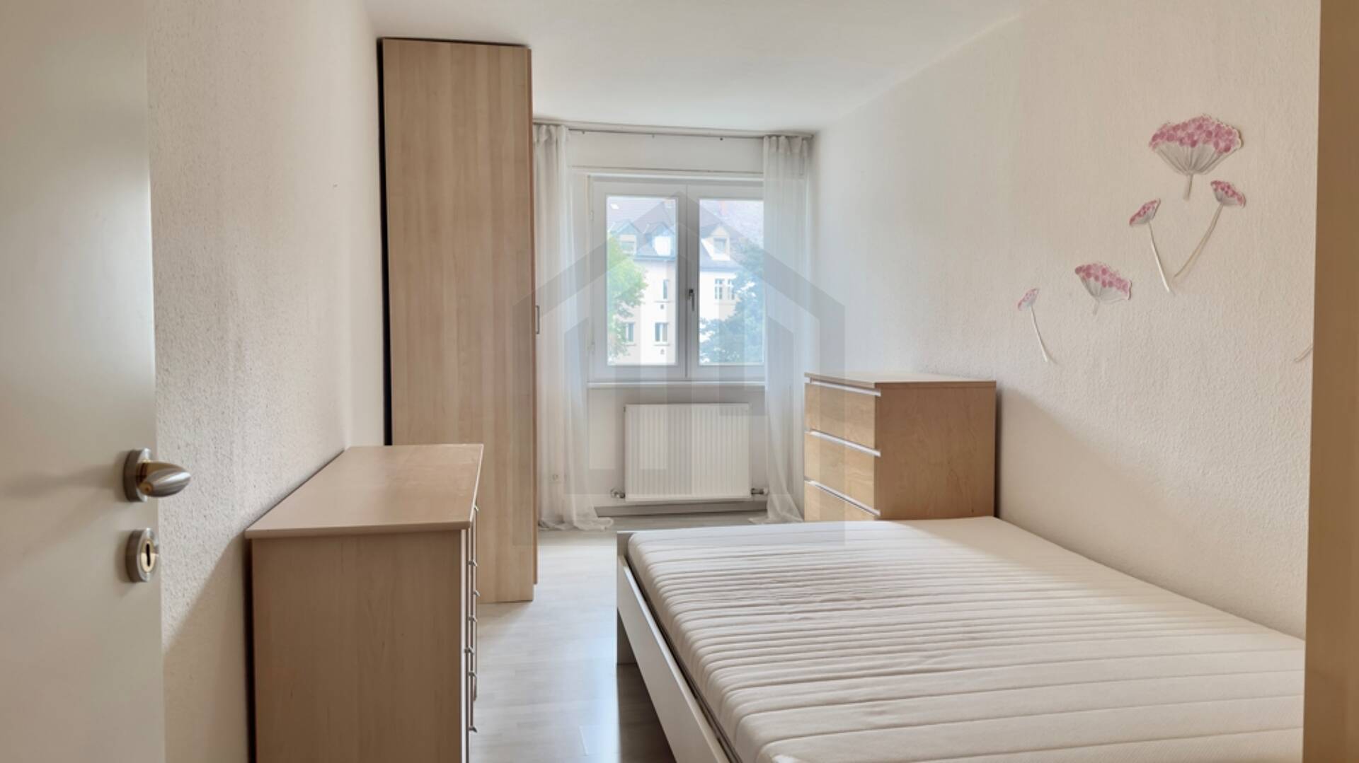 Etagenwohnung in 76137 Karlsruhe mit 102 m² kaufen