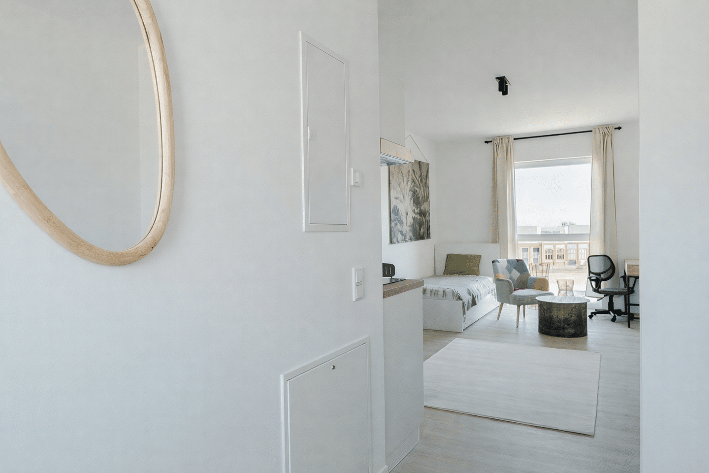 Exklusives größeres Design-Apartment |möbliert|Fahrstuhl |Unilage|Dachgarten – Magdeburg – Vorschaubild 3