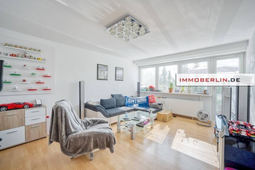 IMMOBERLIN.DE - Sehr attraktive Wohnung mit Sonnenbalkon & Pkw-Stellplatz in ruhiger Lage – Berlin – Vorschaubild 5