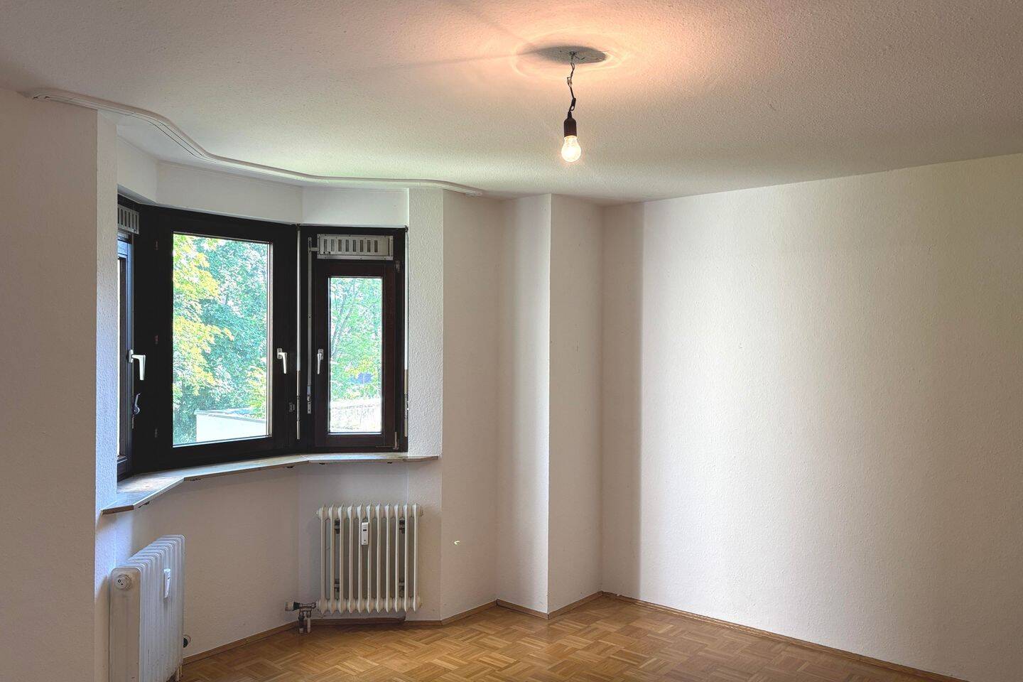 Gemütliche 2-Zimmer-Wohnung mit Terrasse, Hobbyraum & Blick ins Grüne – Stuttgart – Vorschaubild 8