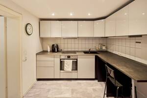 Einfamilienhaus mit sechs Zimmern, Garage, Außenstellplatz und schönem Garten in Esch – 50765 Köln – Vorschaubild 7