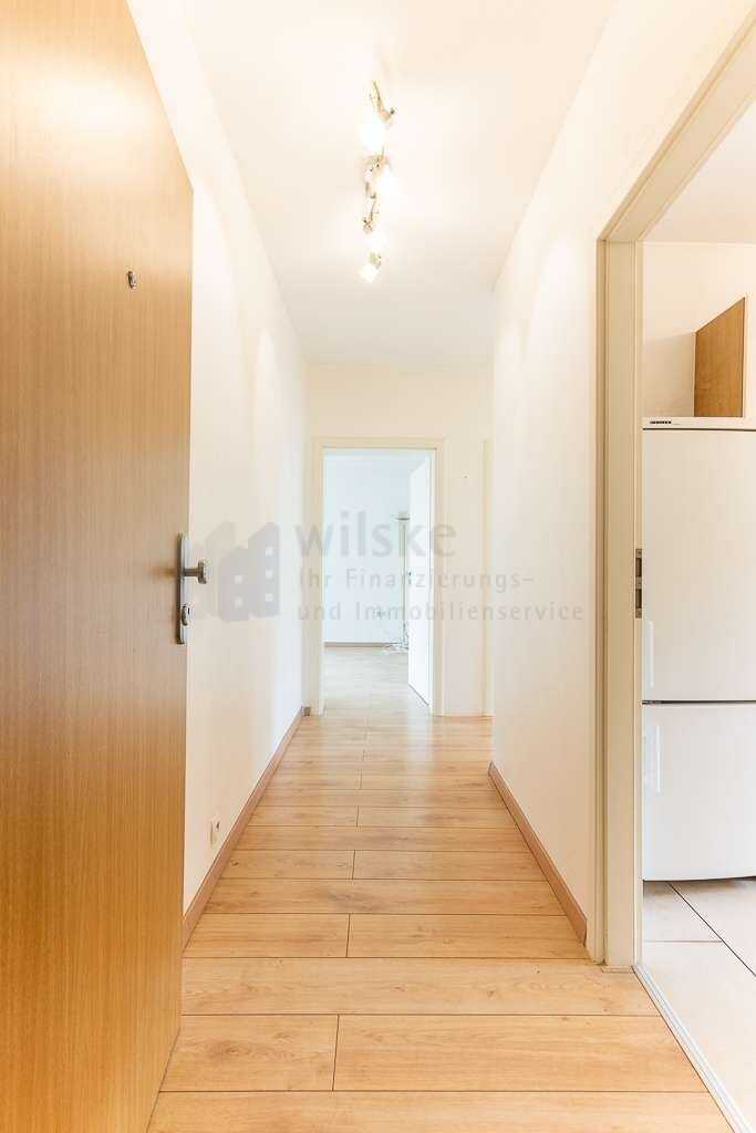 Idealer Grundriss! Renovierte 2-Zi.-ETW und rundum Tageslicht – Düsseldorf – Vorschaubild 2